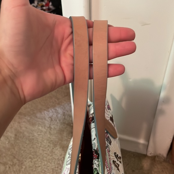 Disney Dooney & Bourke Tote (never carried) - Picture 2 of 3